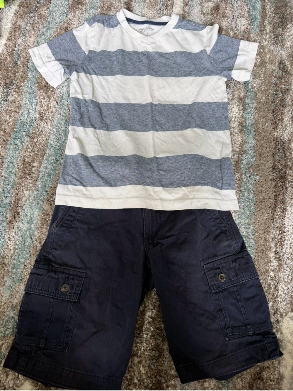 Arizona Jeans Co boys Striped Short Sleeve Tee size 8 navy cargo shorts size 10